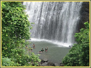 vihigaon waterfall in nashik