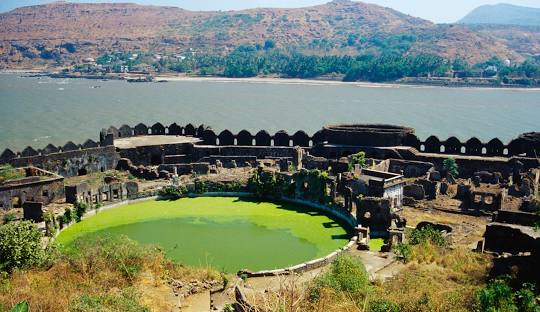 Mumbai to Murud Cab